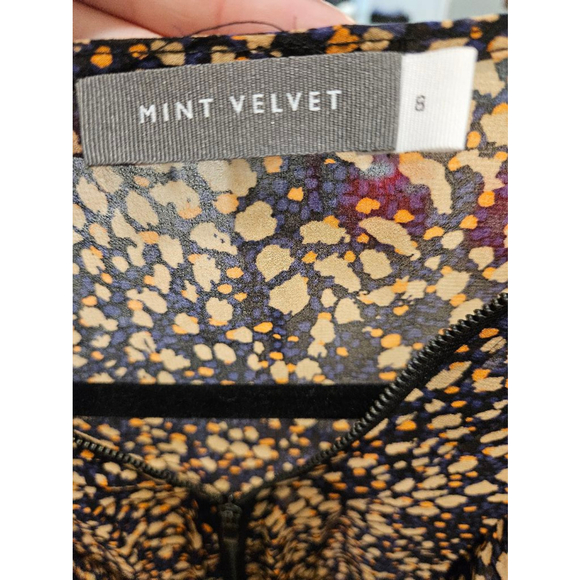 Women's Mint Velvet Blouse - Black & Tan - Size 8 - Picture 6 of 6